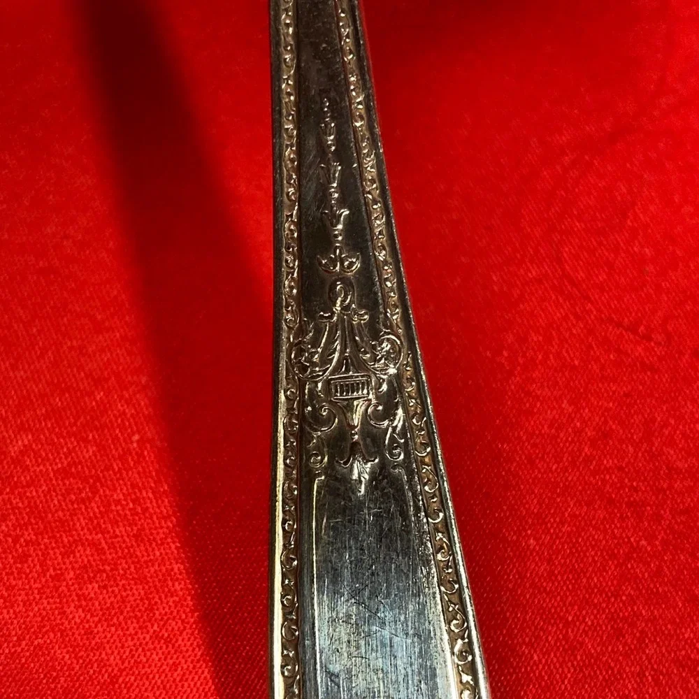 6 - Vintage Wm Rogers & Son Triumph Teaspoons 6